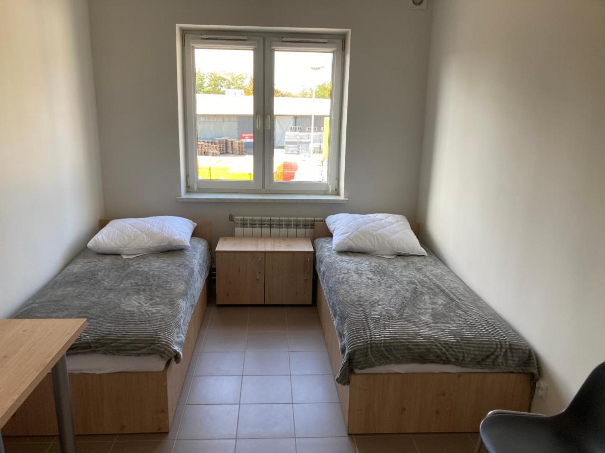 Hostel Przy Stadionie Jaworzno Esterno foto